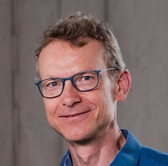 Portraitfoto von Elisa Röhr